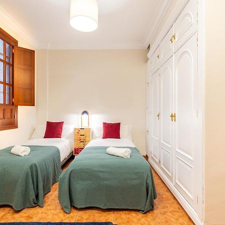 Aoa Green Gardens Family House Seville Ngoại thất bức ảnh