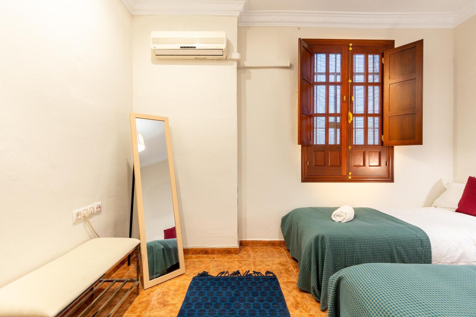 Aoa Green Gardens Family House Seville Ngoại thất bức ảnh