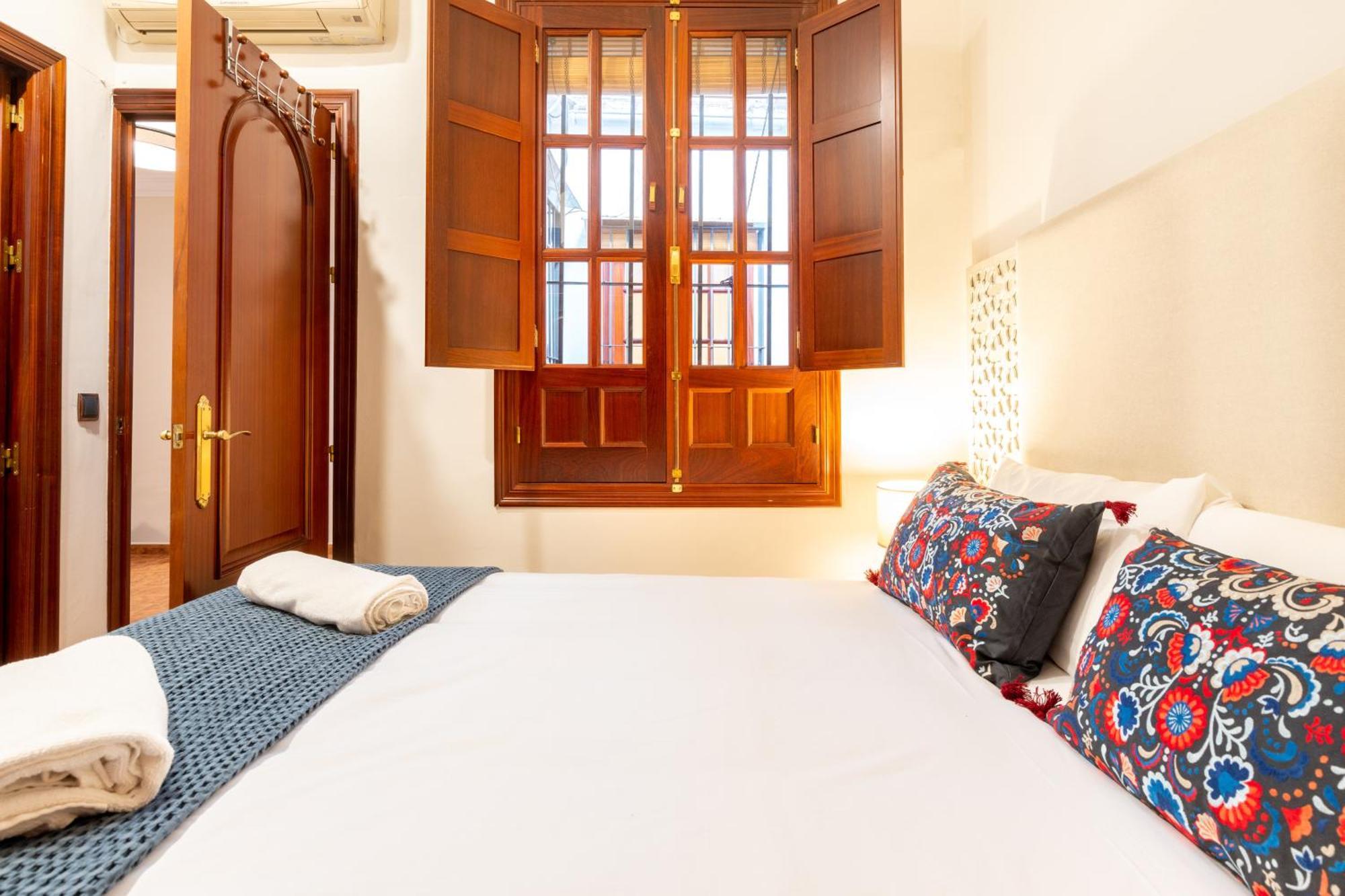 Aoa Green Gardens Family House Seville Ngoại thất bức ảnh